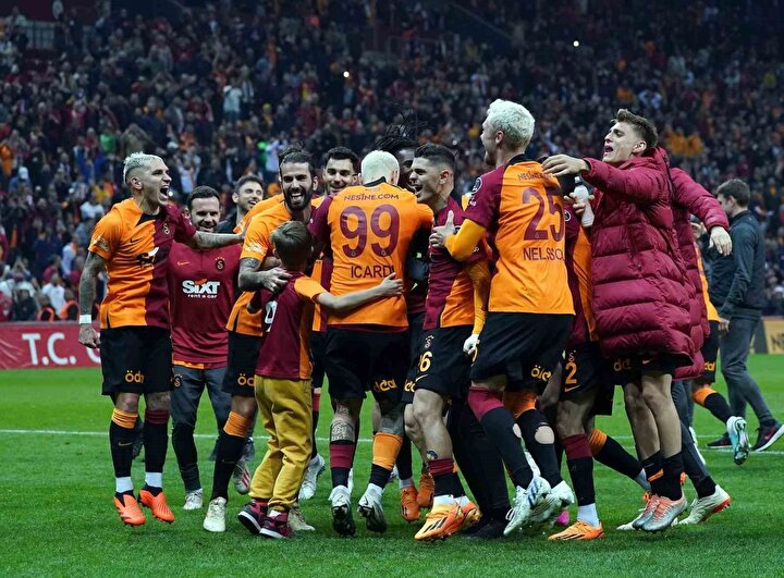 Galatasaray Hatayspor Ma Kadrosu Ve Muhtemel Ler Jelert Ve