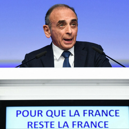 France Le Pol Miste Eric Zemmour Condamn Une Amende Pour Injure Raciste