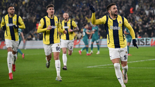 Ligue Europa Barrages Fenerbahçe surclasse Anderlecht Sports