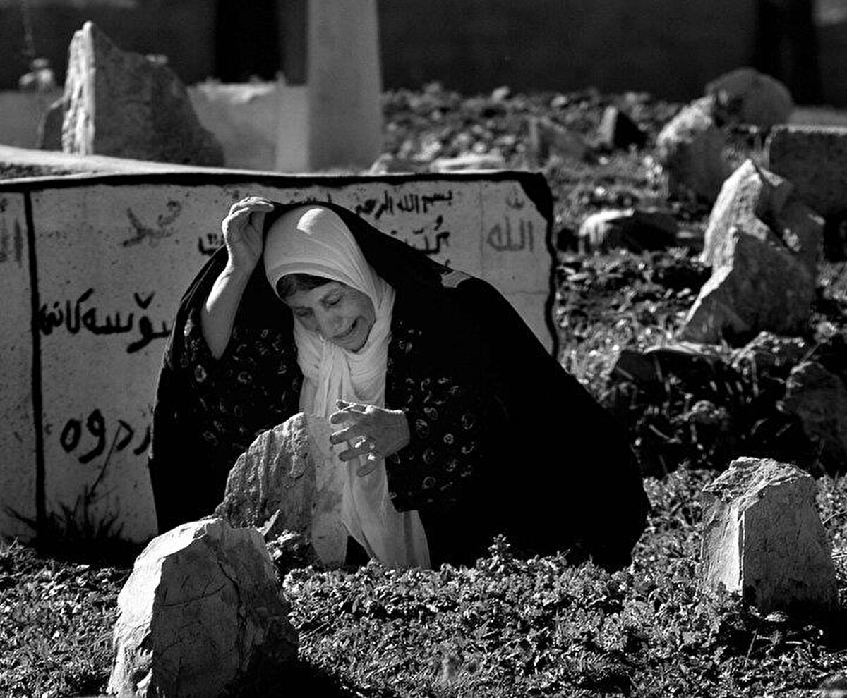 Saddam güçlerinin, Halepçe kentine düzenlediği kimyasal saldırıda 5000 kişi yaşamını yitirdi.