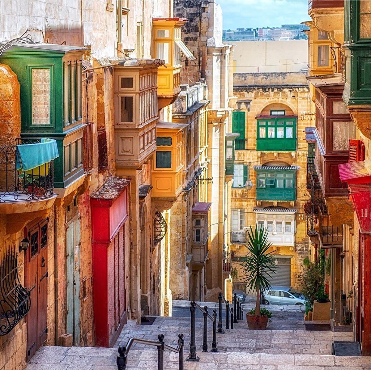 👉 Malta’yı hakkıyla gezebilmek için 4-5 güne ihtiyacın olacak! 