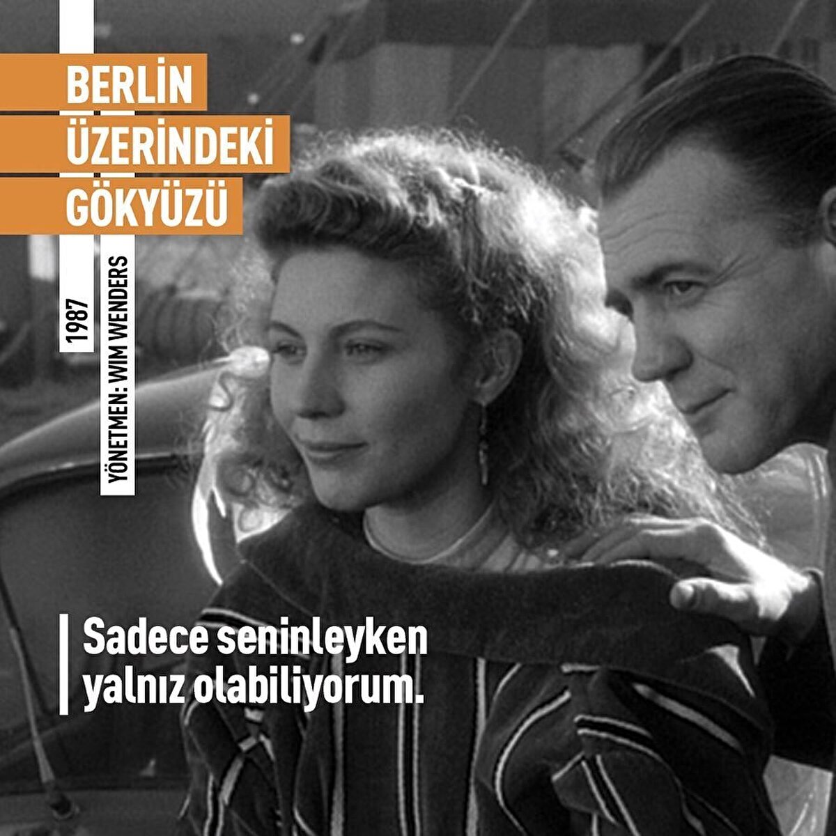 👨🏻⚖12 Kızgın Adam: Film, cinayetle suçlanan bir genç ile ilgili karar vermekle yükümlü 12 jüri üyesinin karar verme sürecini konu ediyor. 12 Kızgın Adam, adalet sistemine getirdiği eleştiriler ve önyargıların olumsuz sonuçlarını çarpıcı bir şekilde işlemesi, oyuncuların üstün performansı ve birçok küçük detayı ile bir başyapıt.