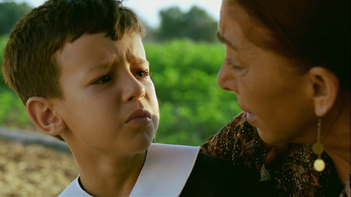 -Ben babamı özledim.