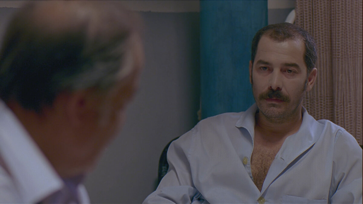 -Evlatlar babalarını hep hatırlamak istedikleri gibi hatırlarlar, Öyle demi Sadık?