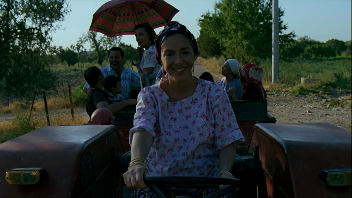 Filmin bu kadar etkili olmasında dramatik yapısının yanı sıra başarılı oyunculukların da büyük bir katkısı var.