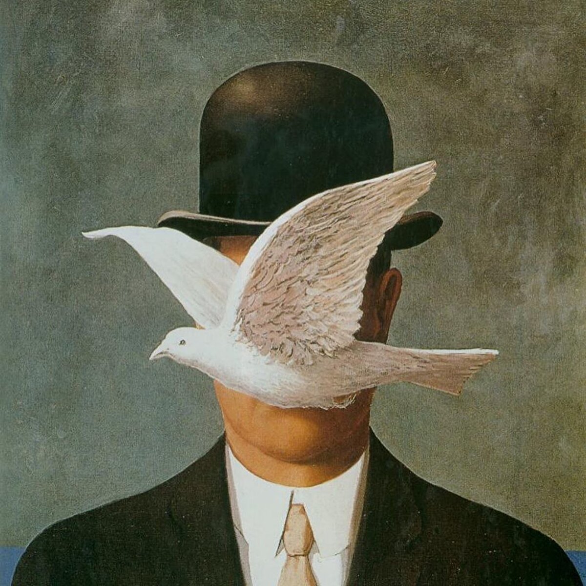 Uzun zamandır depresyonla mücadele eden annesi 24 Şubat 1912’de evlerinin yakınındaki köprüden atlayarak intihar etti. 