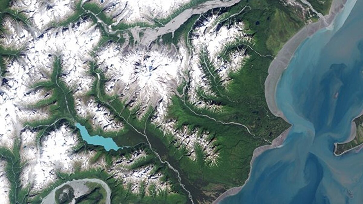 Mt. Redoubt Volkanı (Alaska) 

