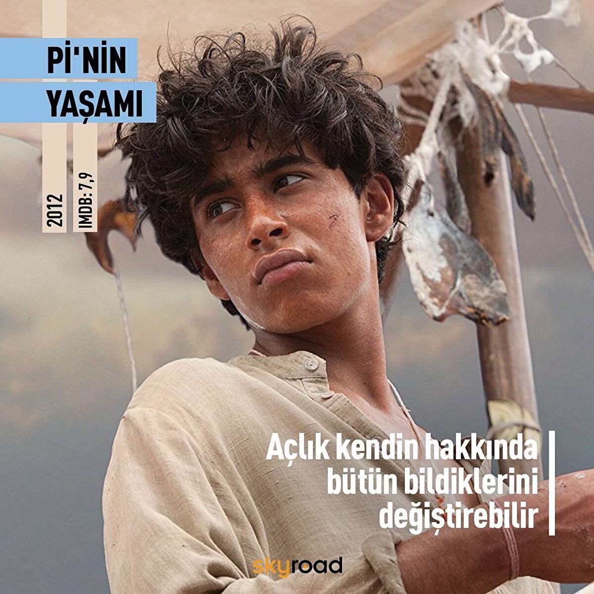 🦓 Pi’nin Yaşamı: Film, Pi Patel’in Hindistan’daki egzotik bir hayvanat bahçesinden Pasifik’e uzanan yolculuğunda yaşadığı gemi kazası sonucu bir sandalda bir sırtlan, kırık bacaklı bir zebra, bir orangutan ve üç yüz kiloluk bir Bengal kaplanı ile hayatta kalan tek insan olarak yaşadığı akıl almaz hikayesini sunuyor.⠀