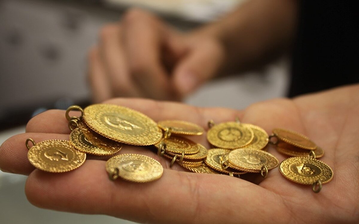 Pazartesi günü Warren Buffett’nin şirketi Berkshire Hathaway altın madenciliği şirketi Barrick Gold'un hisselerini satın alarak fiyatları yukarıya çekmişti.