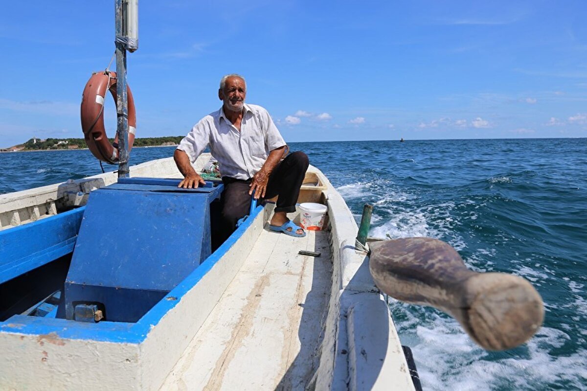 Evlendikten sonra adadan ayrılan Mustafa Işık’ın kız kardeşi Biliz Kalfa ise boş zamanlarında şehrin karmaşasından kaçarak adaya geldiğini söyledi.
