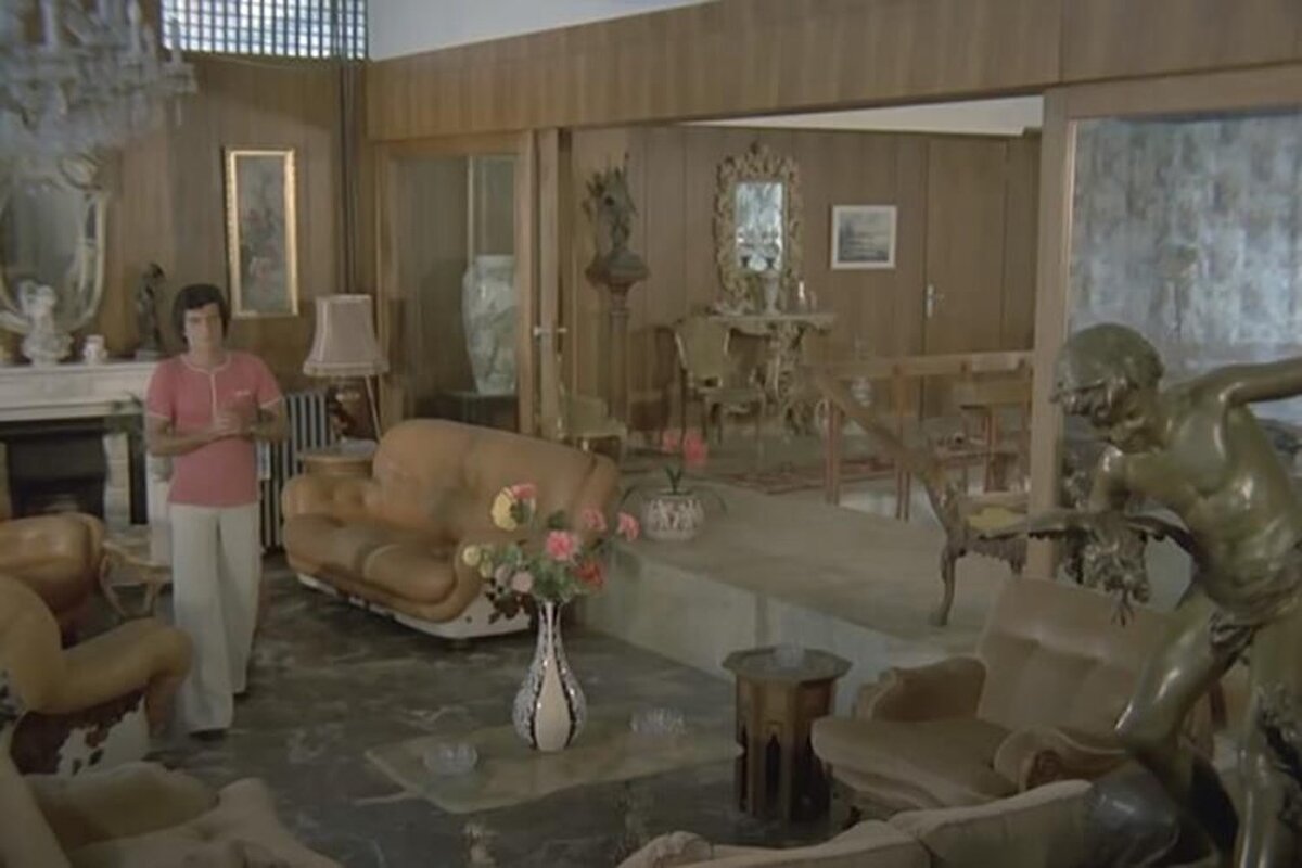 Ev, 20 yılın sonunda Büyükçekmece 2. Sulh Hukuk Satış Memurluğu tarafından 19 milyon 322 bin 50 TL’ye satışa çıkarıldı.