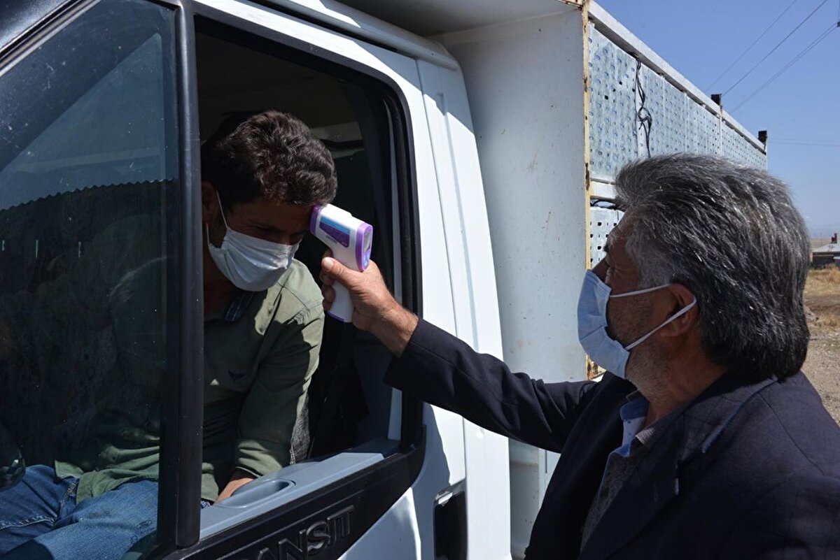 Çin'in Wuhan kentinde ortaya çıkıp, dünyayı saran ve mart ayından itibaren Türkiye'de de görülen koronavirüse, Erzurum'un Köprüköy ilçesine bağlı Aşağı Çakmak Mahallesi'nde yakalanan olmadı.