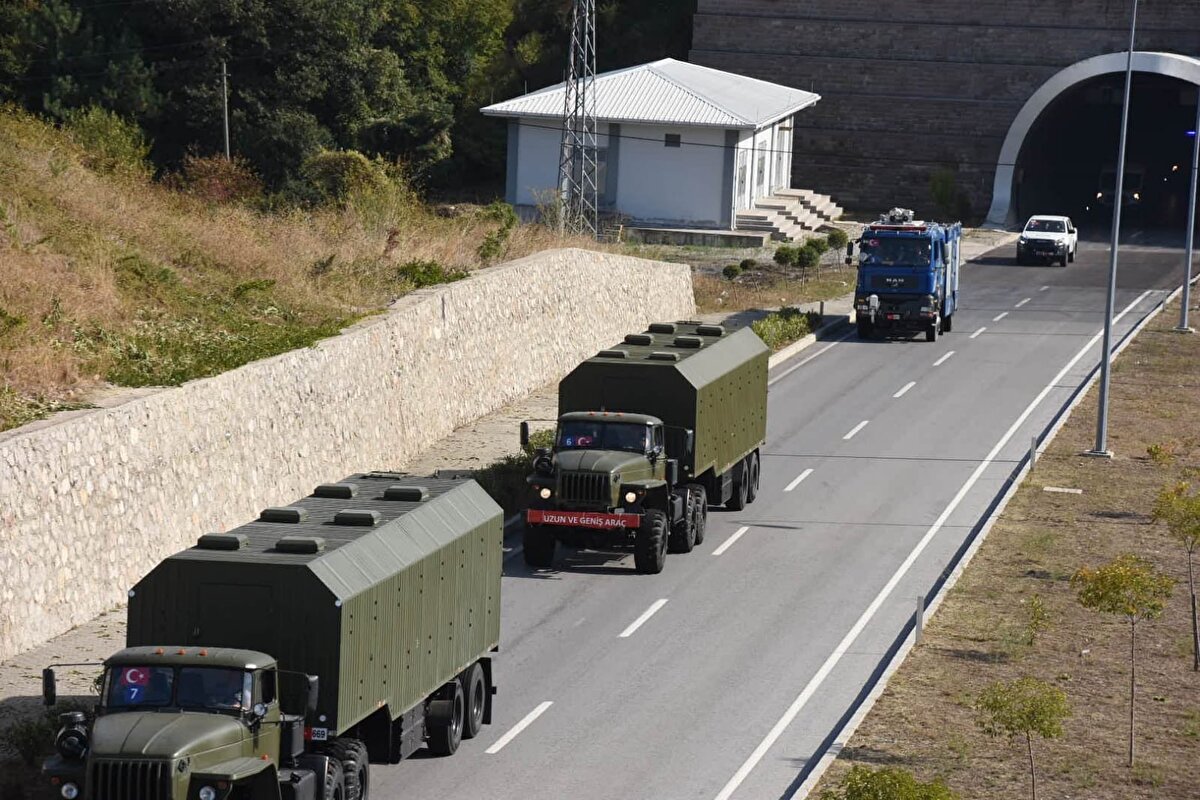 S-400 konvoyu Sinop’a ulaşırken, konuyla ilgili resmi bir açıklama yapılmadı.
