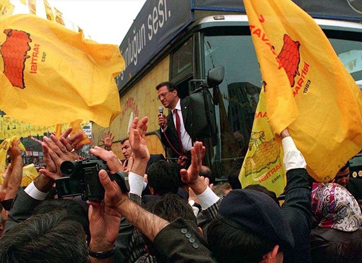 Yılmaz 2007 seçimlerinde bağımsız Rize Milletvekili olarak yeniden meclise girdi. Bu son seçimi oldu. Ardından aktif siyaseti bıraktı.