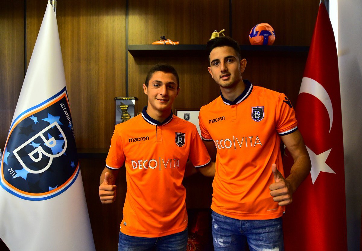 Başakşehir: Emre Kaplan (18) ve Enes Karakuş (19)