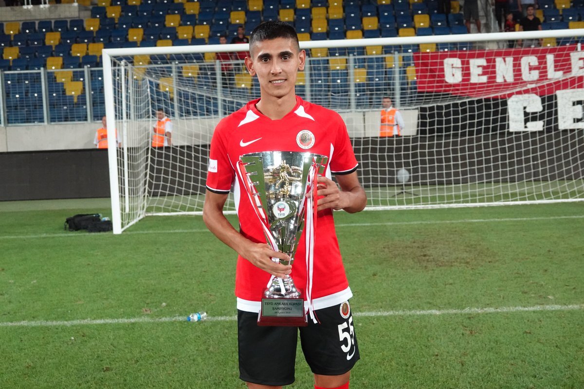 Gen&#231;lerbirliği:  Abdullah Şahindere – Yaş: 17