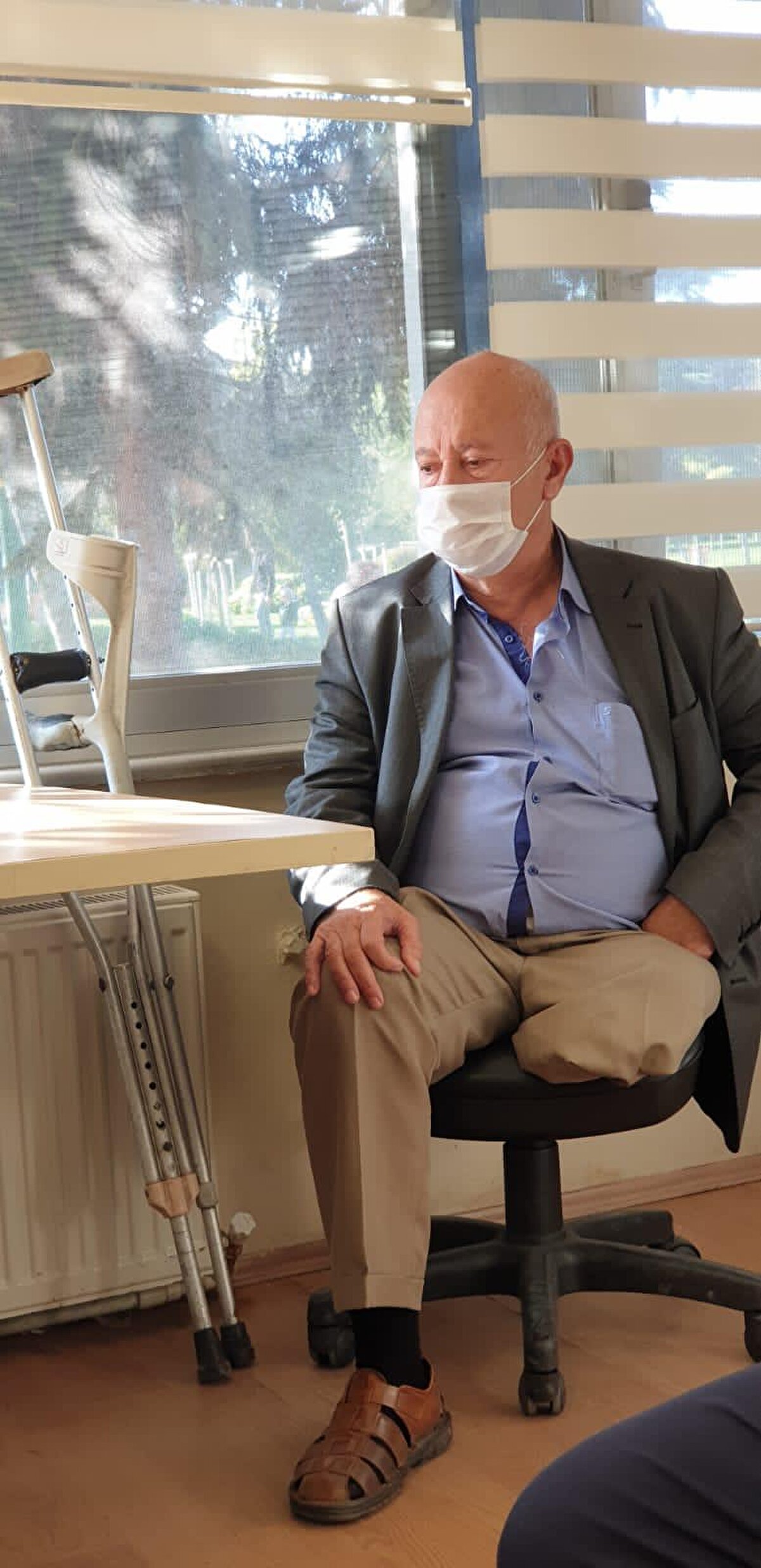 Kabahatler Kanunu'na göre hakkında yasal işlem yapılan Ö.Y'nin üzerinden çıkan paralar muhafaza altına alındı.
