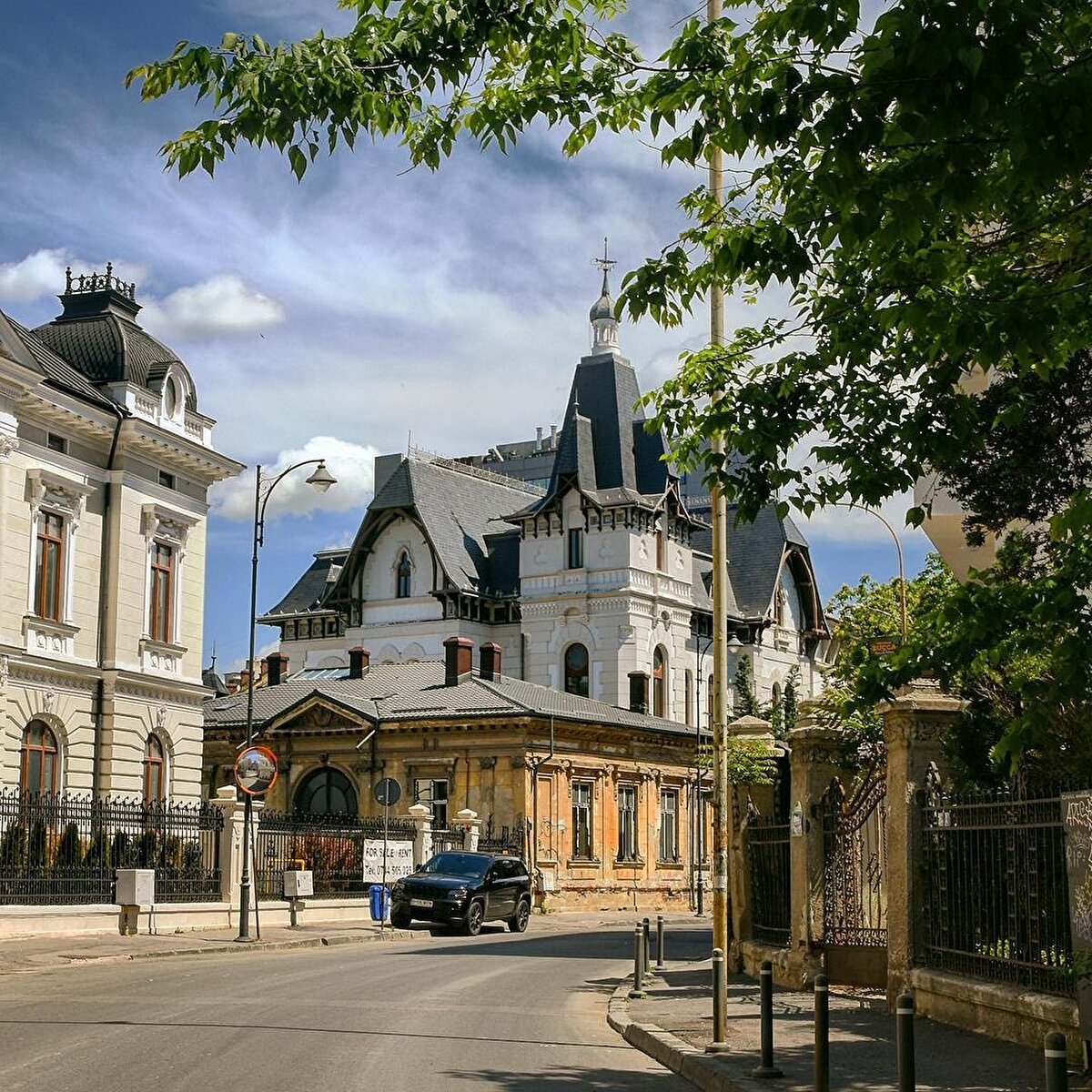 *Romanya Athaeneum⠀