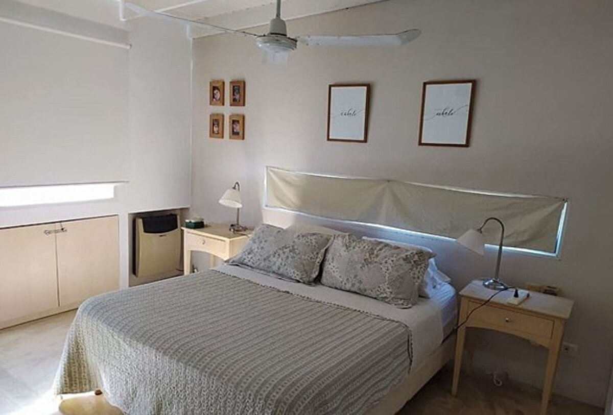 Beyin kanaması nedeniyle ameliyat olan Maradona, 11 Kasım'da taburcu olmuş ve kızının 12 bin pounda kiraladığı bu evde kalmaya başlamıştı.