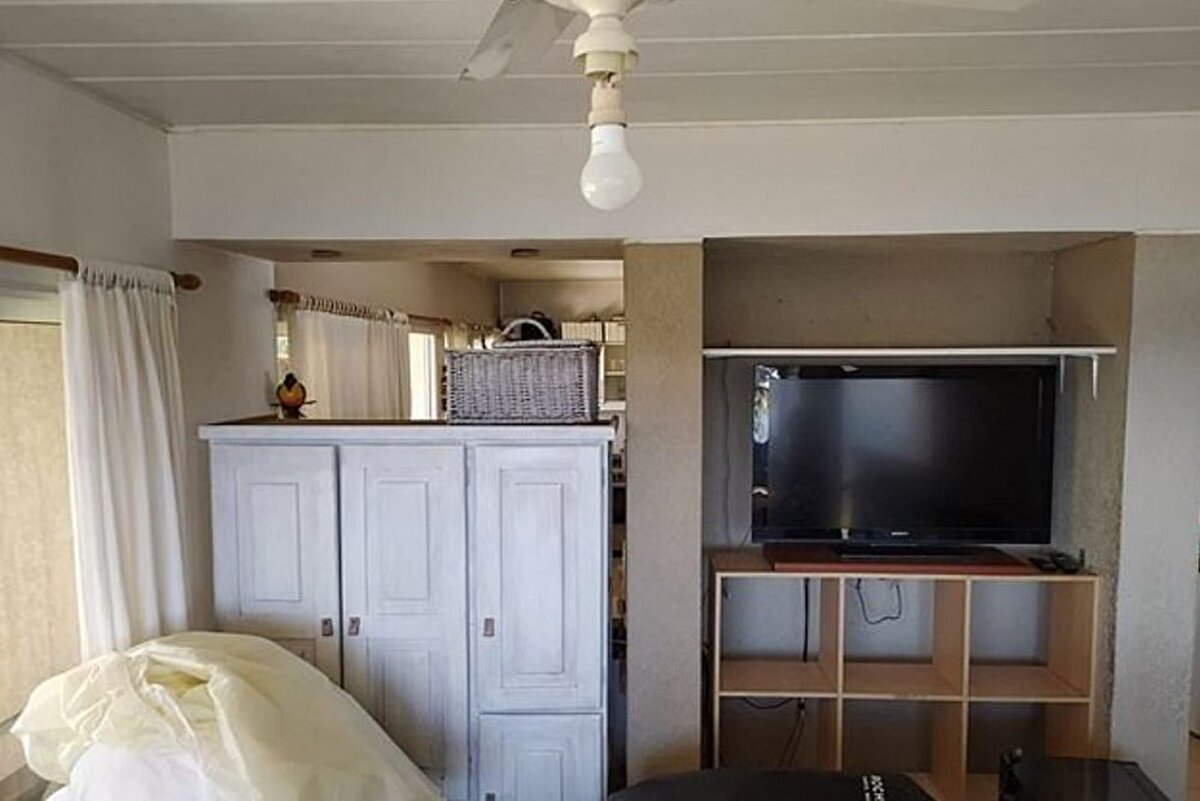 Ölümüyle tüm dünyayı yasa boğan Maradona'nın son günlerini geçirdiği ev ilk kez görüntülendi.