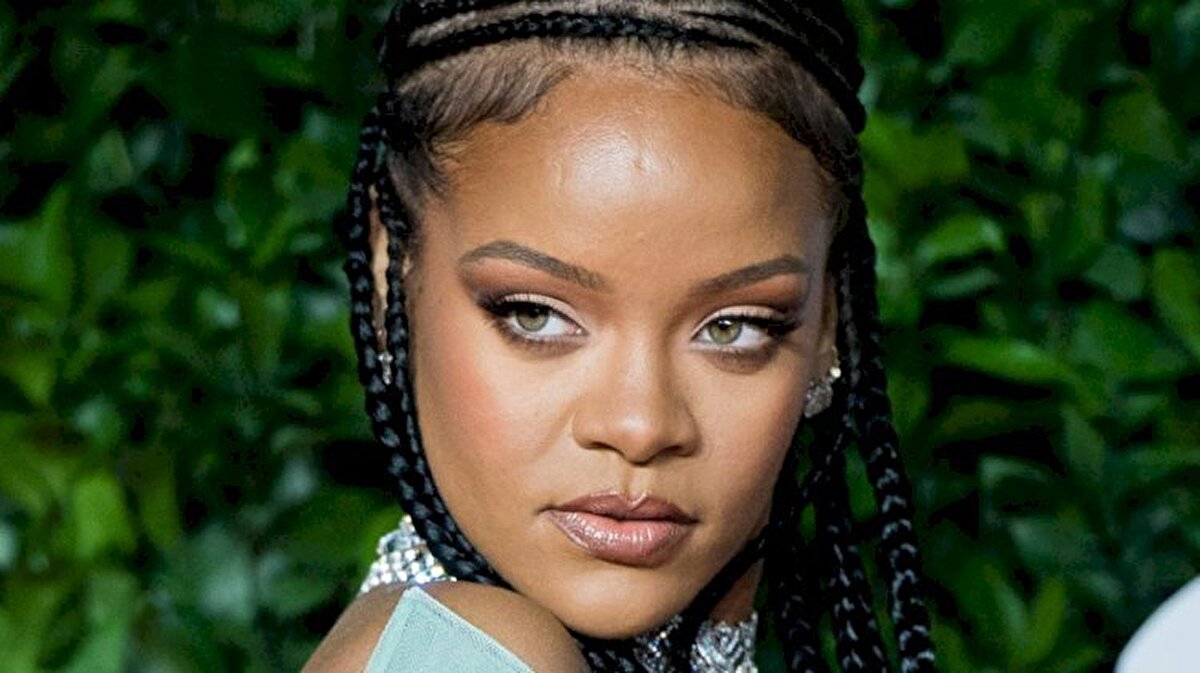 Rihanna, listede altmış dokuzuncu sırada yer aldı.