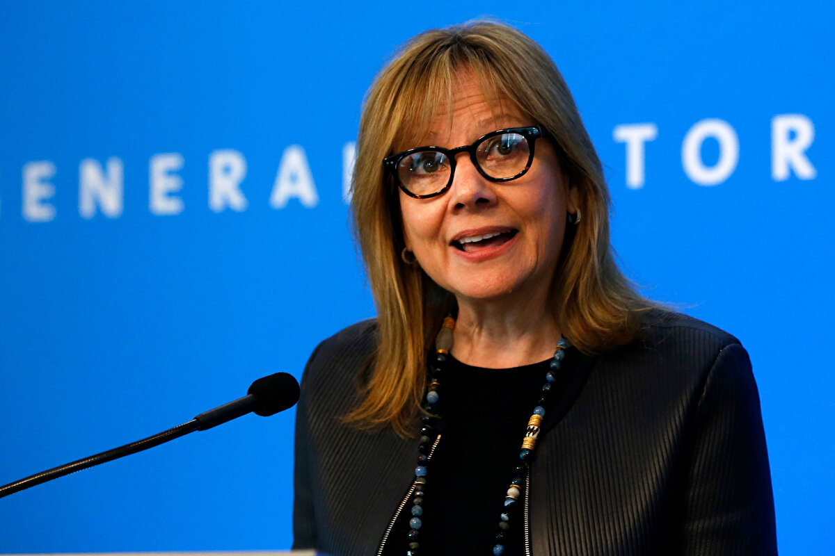 Mary Barra, altıncı sırada yer aldı. Mary Teresa Barra, General Motors Company'nin yönetim kurulu başkanı ve genel müdürü. 15 Ocak 2014'ten beri CEO görevini üstleniyor. Ve büyük bir küresel otomobil üreticisinin ilk kadın CEO'su.