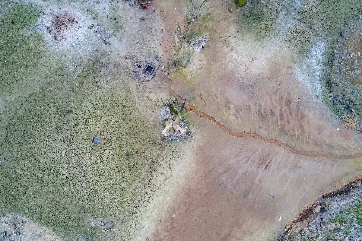 Öte yandan İstanbul’da 4 gündür etkili olan yağmurların barajlara etki etmediği görüldü. 4 gün önce yüzde 22.15 olan doluluk oranı yüzde 21 seviyelerine kadar indi. 