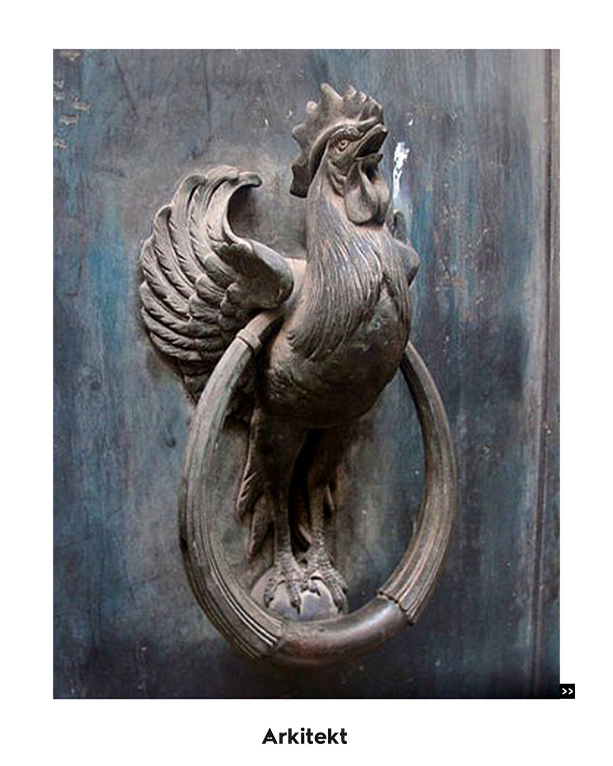 Anadolu’nun belli bölgelerinde tokmaklarda kullanılan hayvan motifleri ev sahibinin mesleğini açık ediyordu. Tavuk motifi ev sahibinin hayvancılıkla uğraştığını gösteriyor.