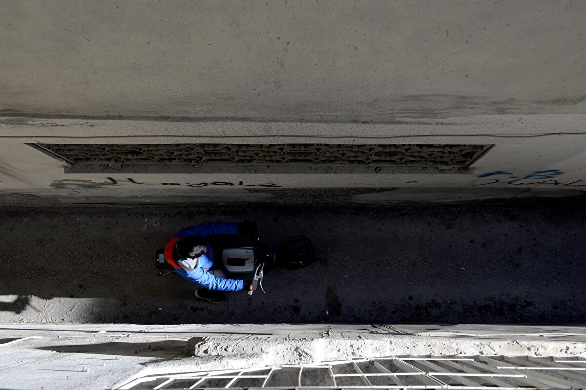 Bu bölgenin aynı zamanda dünyanın en eski yerleşim yerlerinden biri olduğunu ifade eden Kemal Arıbaş ise, sokağın ünlü şairlere ilham olduğunu söyledi. 