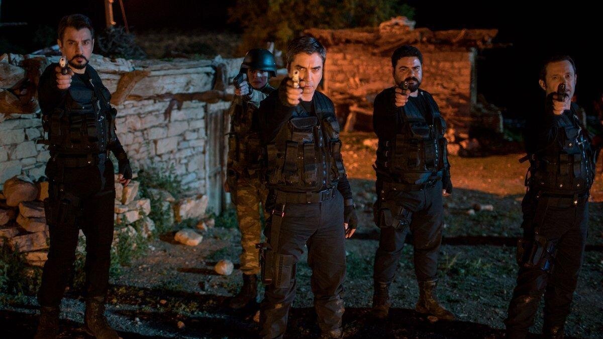 Kurtlar Vadisi dizisinin kaldığı yerden devam edeceği haberinin ardından hayranları büyük mutluluk yaşadı.