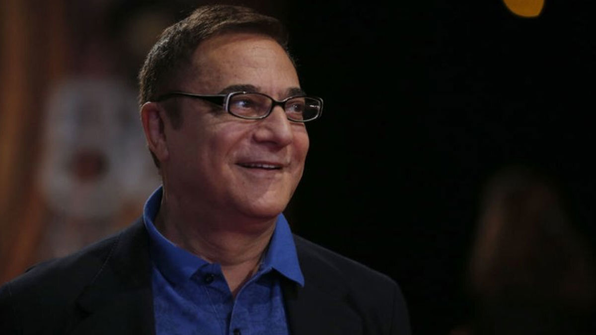 - Kendi doktorum bile kurtulma şansımın %5 olduğunu söylemiş.  - Biraz dinlenmek istiyorum. Sakallı bir film yapacağım, küçük bir rol sadece. O yüzden sakal bıraktım.  - Yoğun bakımdayken aldığım ilaçlar yüzünden kabuslar görüyordum.