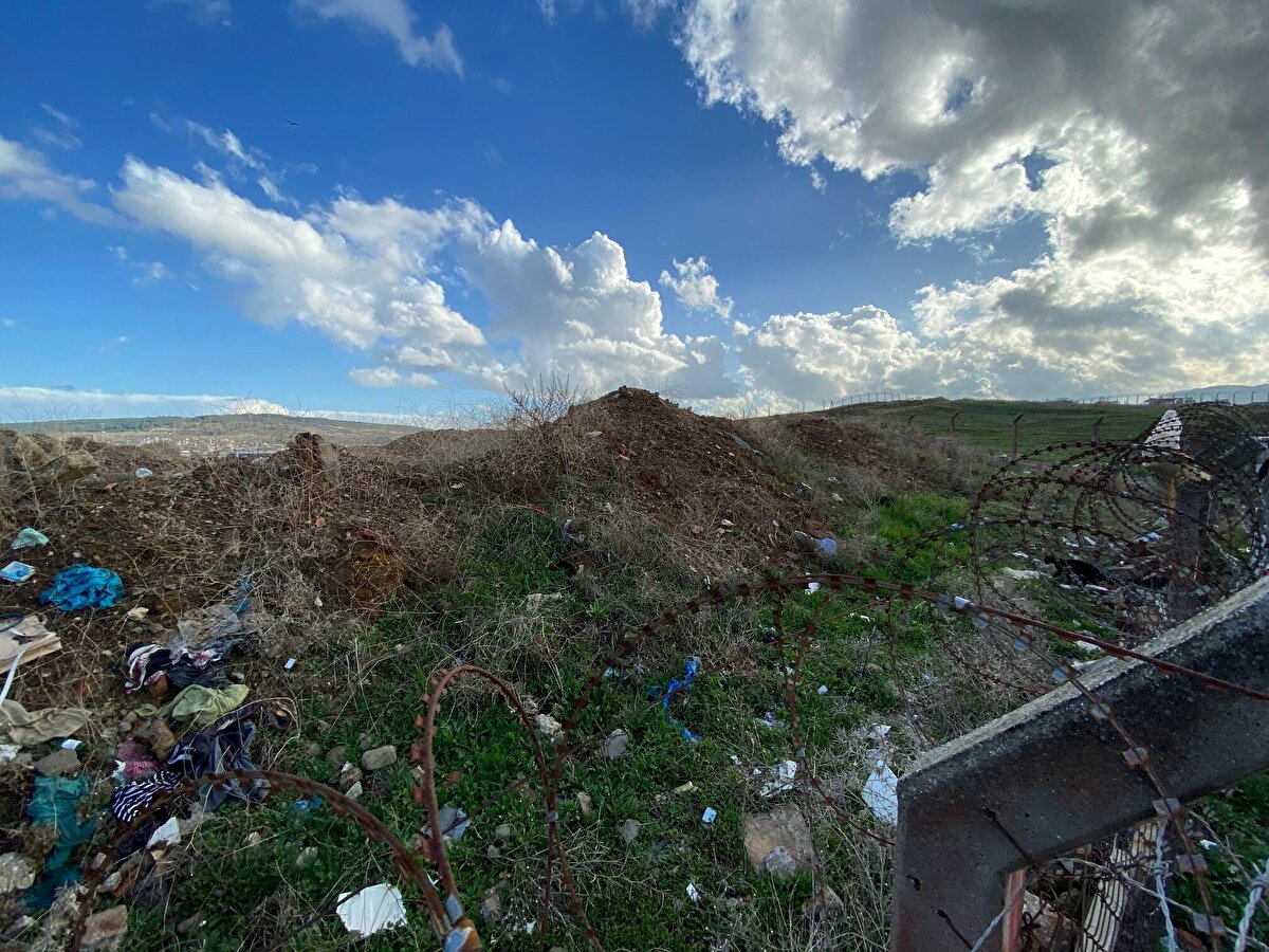 Bu tespitin ardından tüm resmi kuruluşlar arasında bir yazışma silsilesi gerçekleşti. Çevre Mühendisleri Odası, TMOOB İzmir İl Koordinasyon Kurulu, çevre örgütleri ve bölge halkı dava sürecini başlattı. Tesis, bölgedeki faaliyetini sonlandırıp Torbalı'da yeniden çalışmaya devam etti. Bu tesise, Çevre Bakanlığı tarafından Türkiye tarihinin en büyük çevre cezası verildi.''
