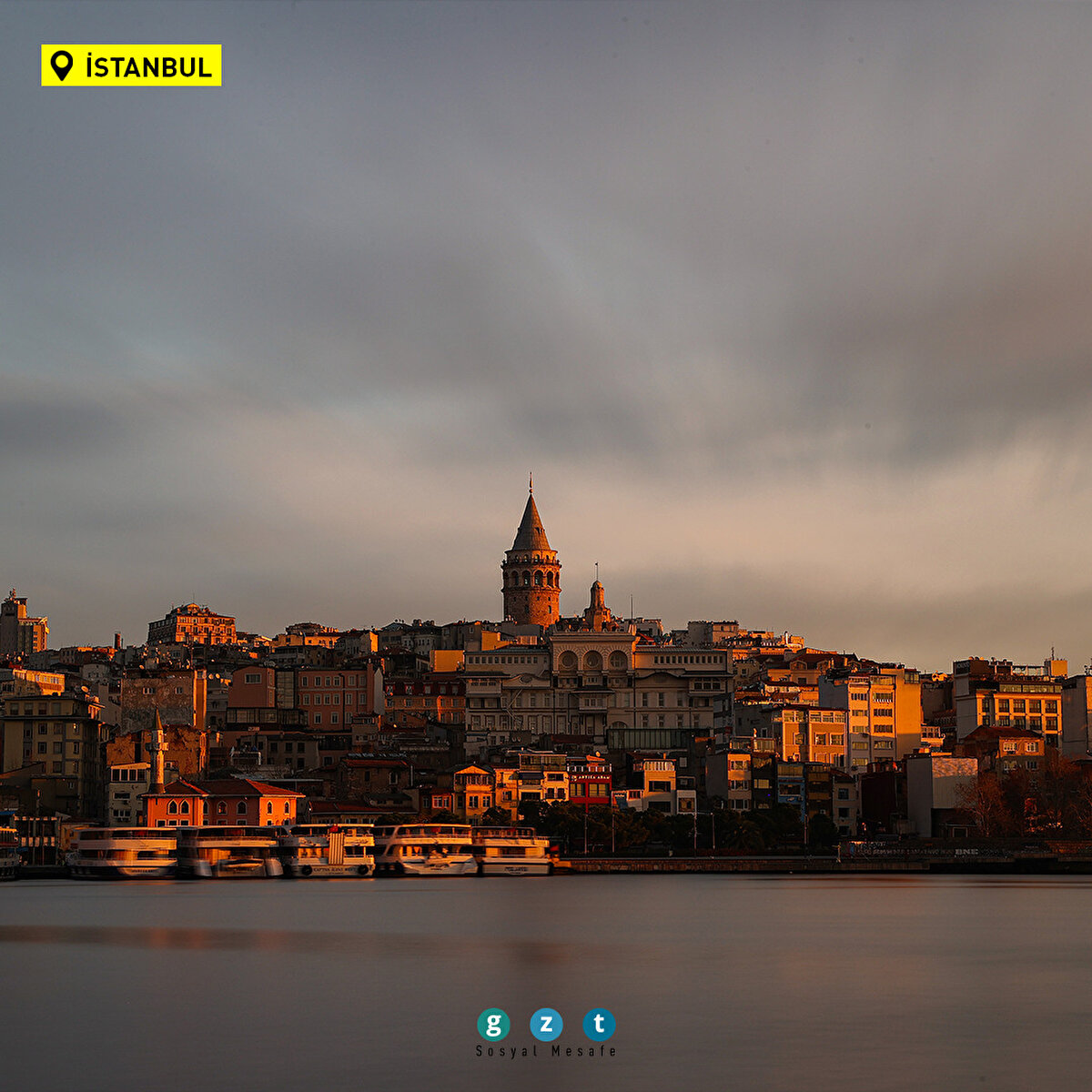 İstanbul'da doğan güneş, Galata Kulesi ve Karaköy'de güzel görüntüler oluşturdu.