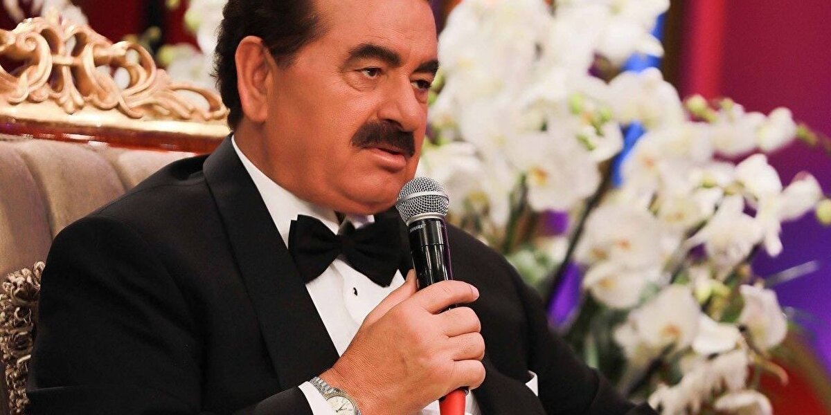 Star TV'nin cumartesi akşamları yayınlanan eğlence programı, aynı gün izleyici karşısına çıkan rakipleri, Gönül Dağı, Kardeşlerim, Kuzey Yıldızı gibi güçlü yapımlar nedeniyle reytinglerde 8. sıraya kadar geriledi.