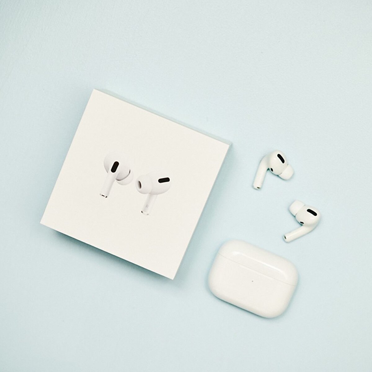 Apple'ın tanıtması beklenen yeni iPad modelinin mini-LED ekranlı ve daha hızlı işlemcili olması bekleniyor.
