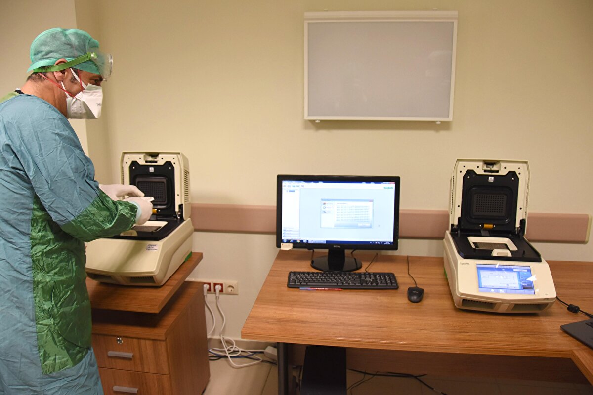 Sağlık Bakanlığı'nın 6-12 Mart haftasına ait açıkladığı corona virüs risk haritasında 100 binde 74,59 vaka oranıyla 'orta risk' grubunda yer alan Eskişehir'de, pozitif vaka sayısındaki artış tedirgin ediyor.
