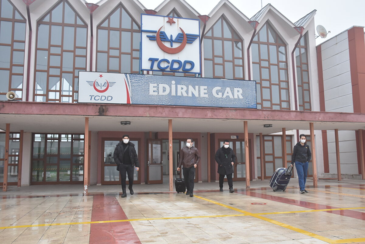 Kapıkule-Halkalı treni, Lüleburgaz, Çorlu, Çerkezköy, Çatalca'nın da aralarında bulunduğu 20 durağa uğruyor. Ispartakule'nin ardından Halkalı Garı'na ulaşıyor. Tren günde tek sefer yapacak.
