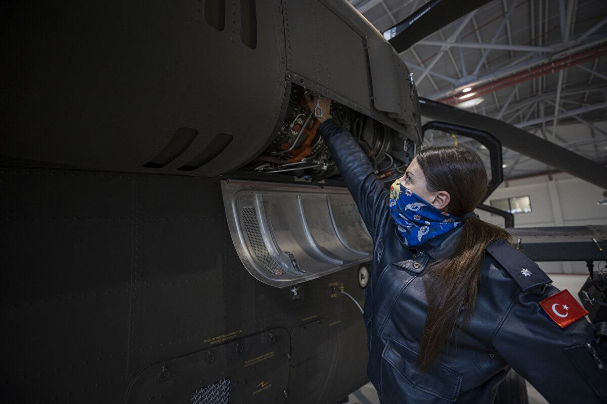 Polis havacılık ekipleri, dünyada hiçbir polis teşkilatında bulunmayan taarruz sınıfı helikopteriyle teröristlerle sıcak çatışmalarda helikopterle doğrudan saldırı gücüne sahip oldu.