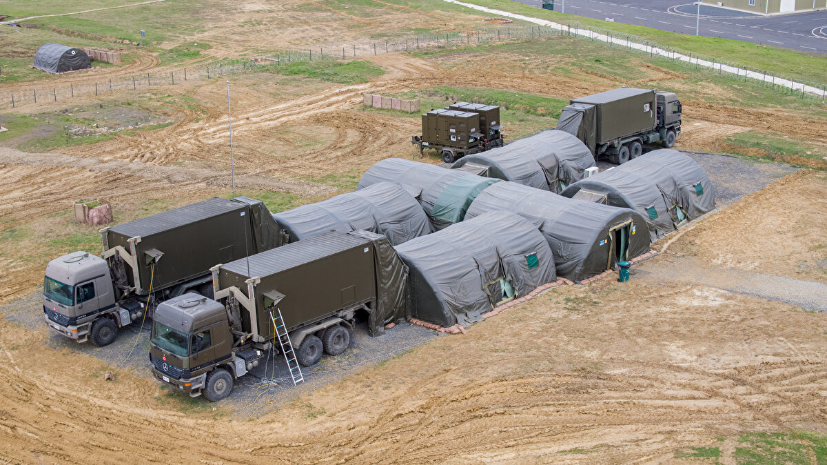 Türkiye ve yurt dışında savuma sanayisinin önemli ihtiyacı olan çeşitli balistik koruyucu zırh sistemleri üreten Nurol Teknoloji, TSK'ye mobilite ve yapısal korumanın bir arada sunulduğu özel bir projenin teslimatını gerçekleştirdi.