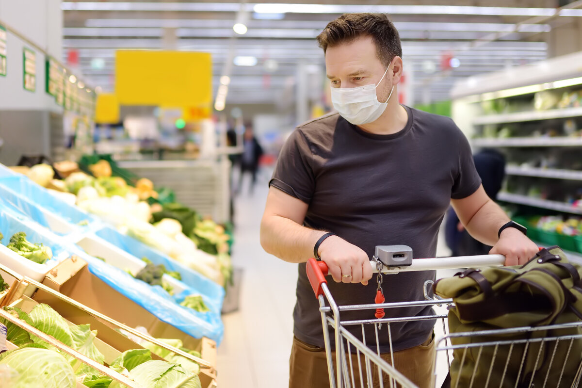 Gıda satışı yapılan işletmeler kapanma süresi boyunca belirli saat aralığında hizmet verecek.

Bakkal, market, manav, kasap, kuruyemişçi ve tatlıcılar saat 10.00 ve 17.00 arasında faaliyet gösterebilecek. 


