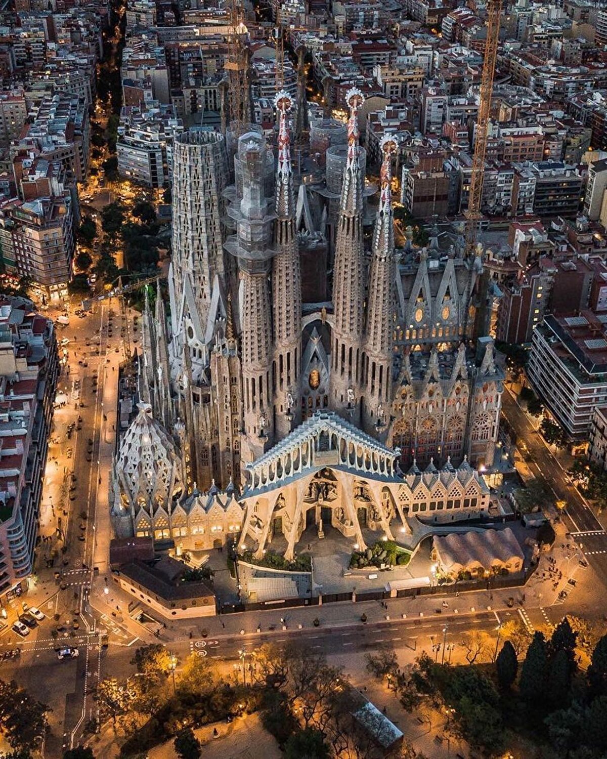 2- Sagrada Familia - Barselona, ​​İspanya. Fotoğraf: @pol.albarran