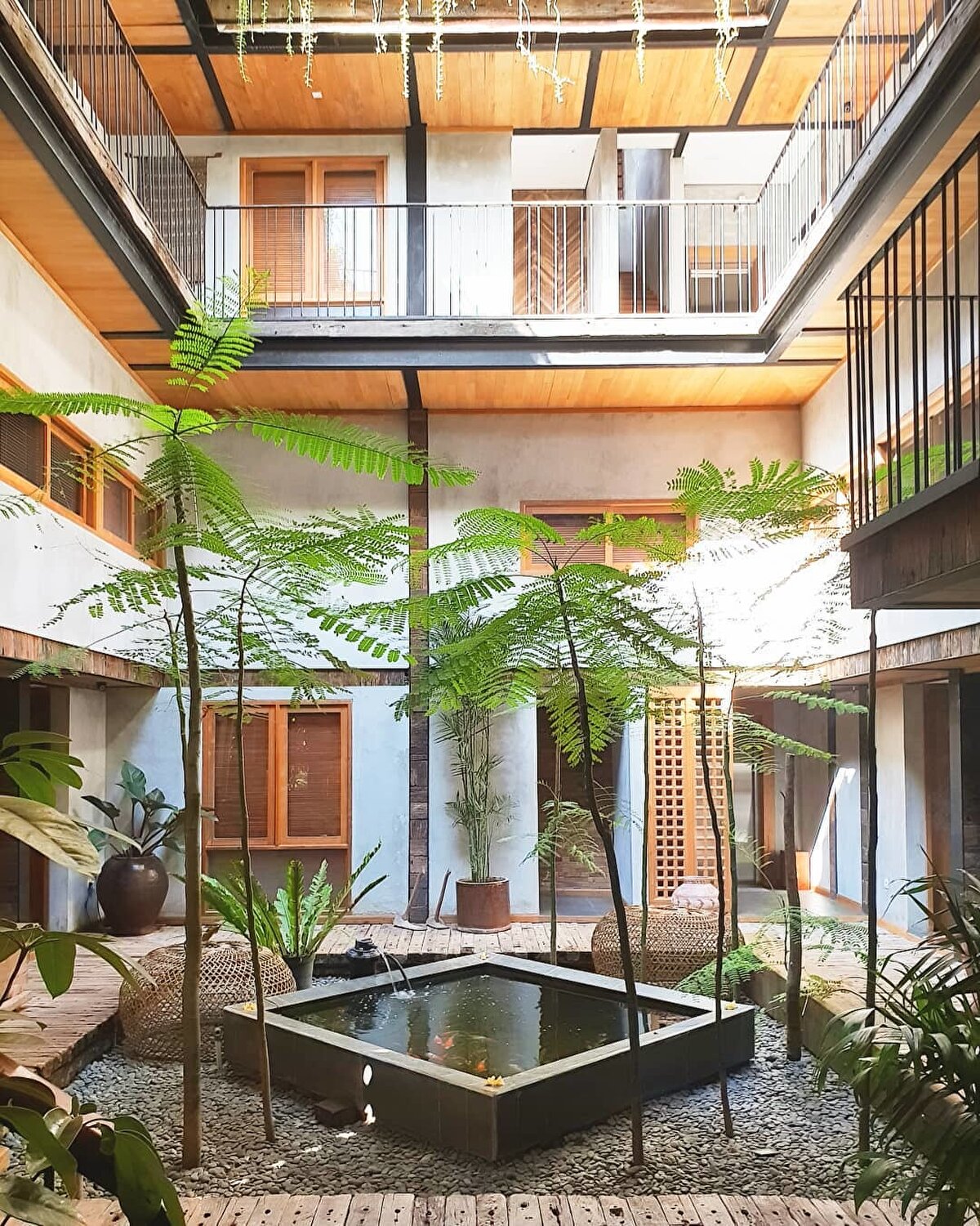 2- Ruang Tekuni Apartmanı @ddaparchitect  (ig)​ - Bali, Endonezya. Fotoğraf: @sonnysandjaya  (ig)​ 