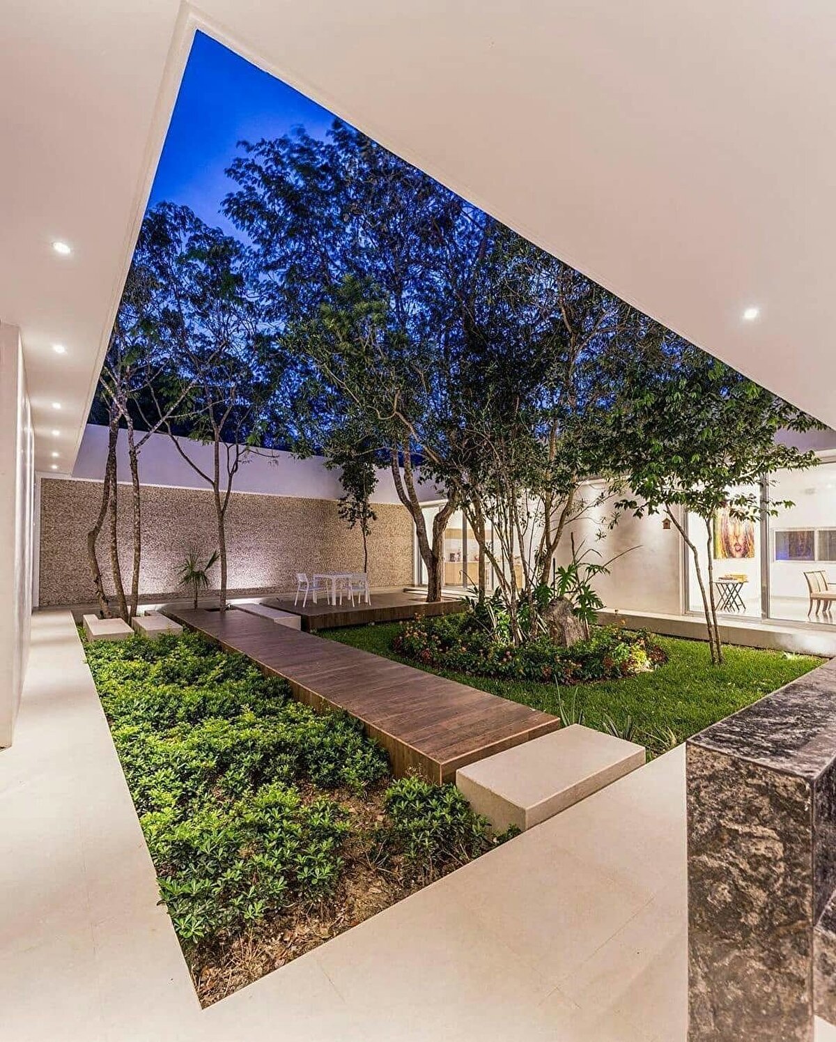 3- Ağaçlar Arasındaki Ev @asarquitectura  (ig)​ - Meksika. Fotoğraf: @davidcervera_  (ig)