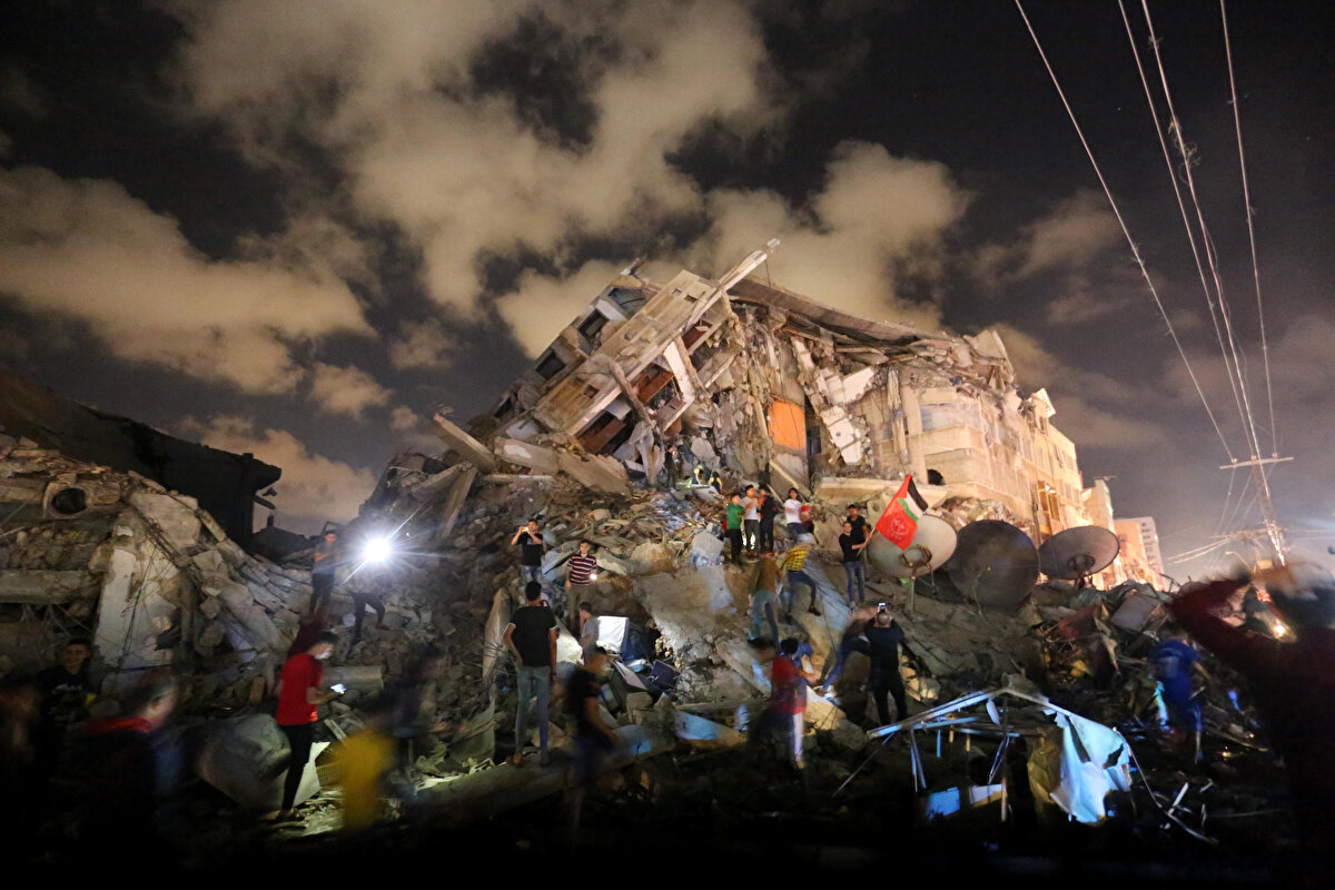 Gazze'ye yönelik 10 Mayıs'tan bu yana devam eden İsrail saldırılarında 65'i çocuk, 39'u kadın 232 Filistinli hayatını kaybetti.