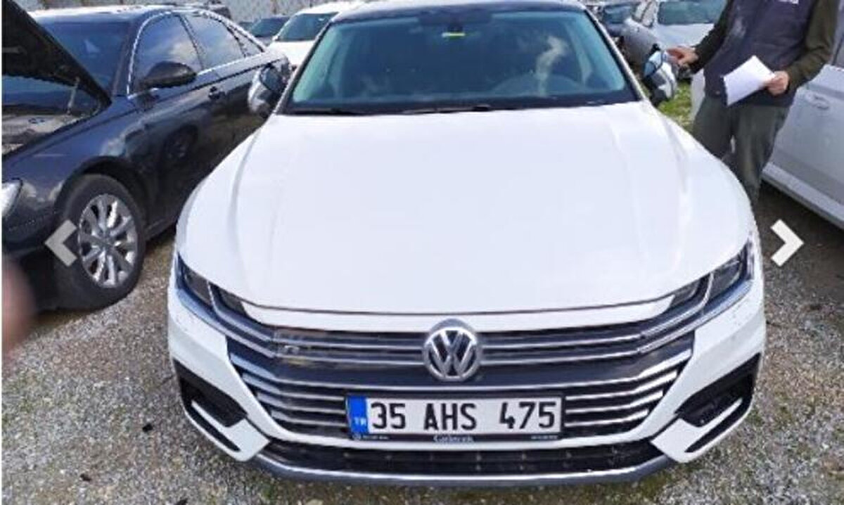 2017 model Volkswagen Arteon

İhale başlangıç bedeli: 222 bin 500 lira

Muhammen bedeli: 440 bin lira
