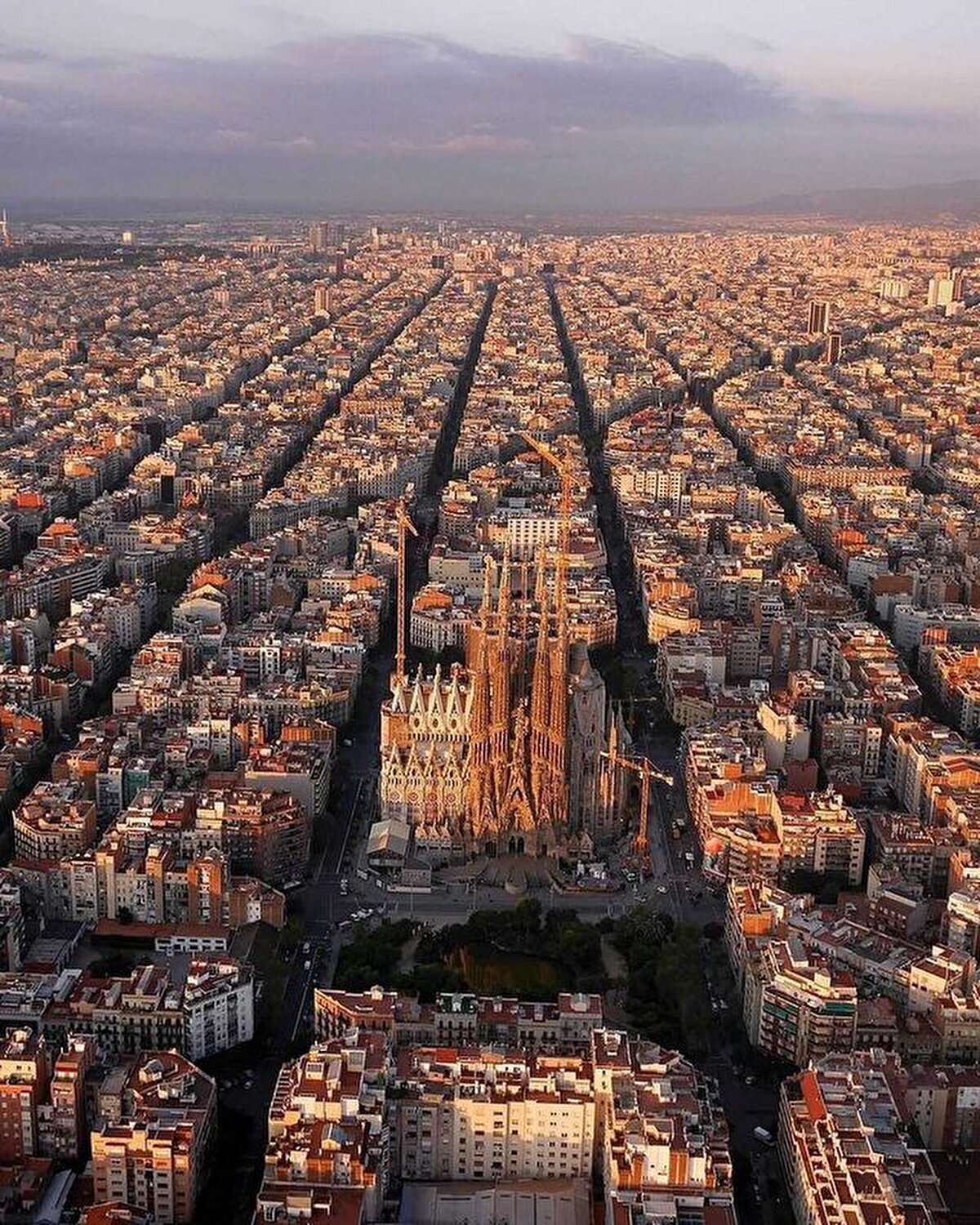 10- Barselona, İspanya - @amos.chapple