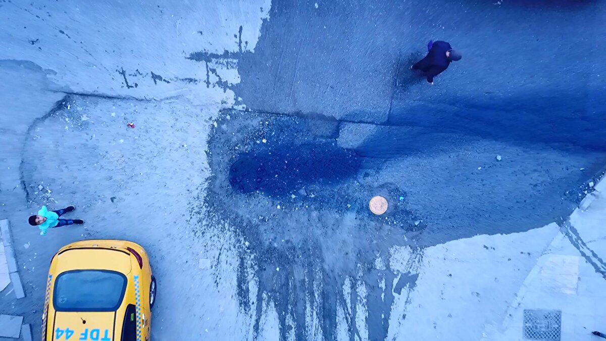 Çevre sakinleri durumdan oldukça tedirgin ve rahatsız olduklarını dile getirdi.