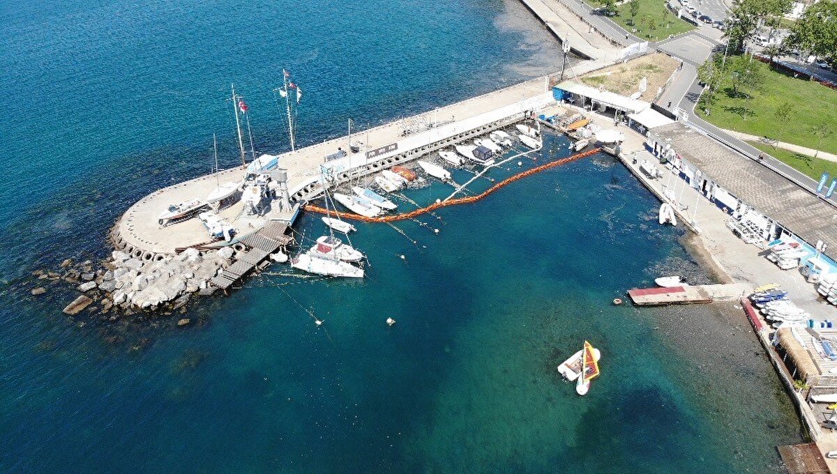 Müsilajdan temizlenen Caddebostan Sahili havadan görüntülendi.
