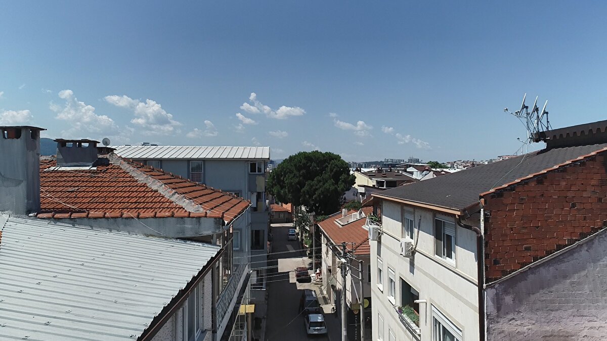 'Çiftlik Bank'ın kurucusu Mehmet Aydın, Interpol'ün 'en çok arananlar' listesindeydi. Interpol'ün sayfasında yer alan bilgilere göre Aydın, 'elektronik ortamda ödeme sistemleri aracılığıyla hırsızlık yapma', 'kooperatif kurarak insanları aldatma', 'suçunu finans etmek için organizasyon kurma', 'taahhüt vererek toplanan varlıkları aklama' ve 'vergi yasanın ihlali' suçlamalarıyla aranıyordu.