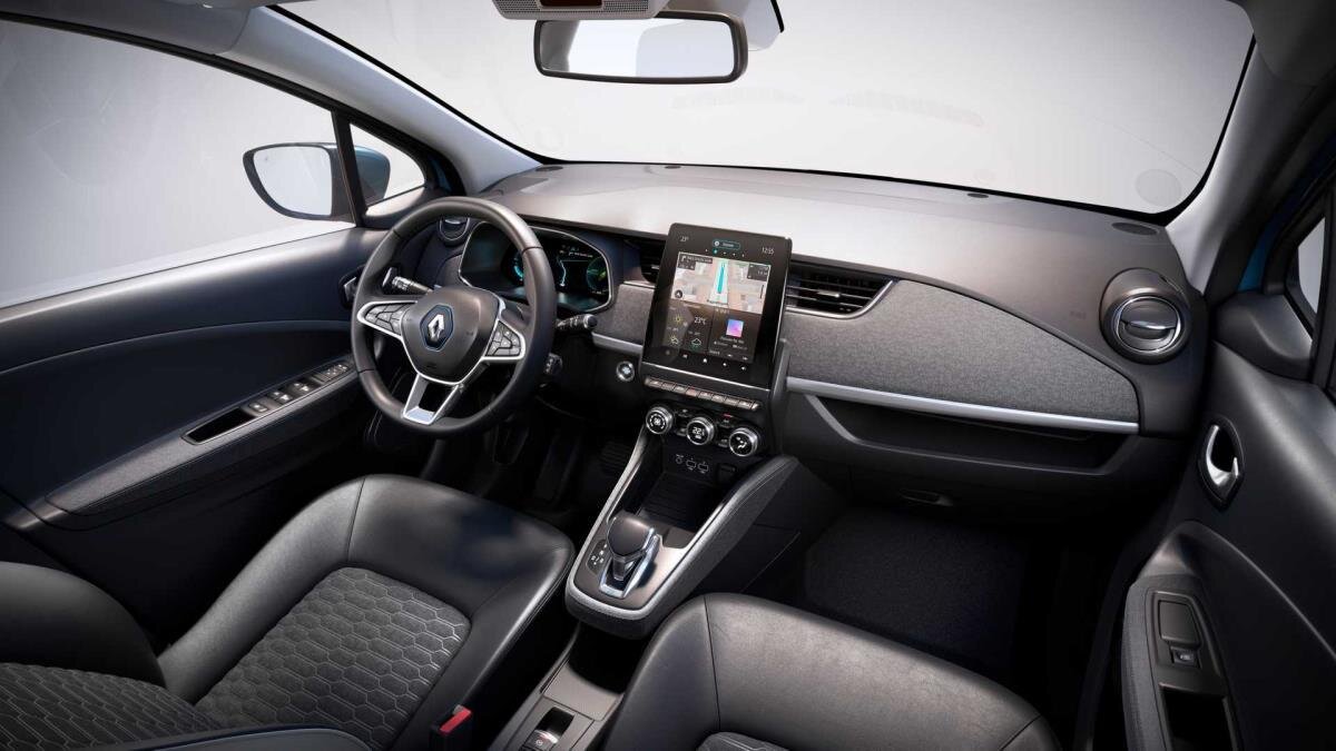 Renault Finans’tan kredi kullananlar 2021 model yılı otomobillerden sınırlı sayıdaki Yeni Clio Joy 1.0 Sce 65 bg versiyonuna 163 bin 400 TL, ZOE’ye ise 316 bin 900 TL’lik cazip fiyatlarla sahip olabiliyor.
